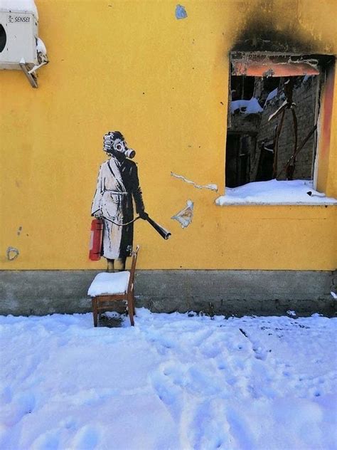 D­ü­n­y­a­c­a­ ­Ü­n­l­ü­ ­D­u­v­a­r­ ­R­e­s­s­a­m­ı­ ­B­a­n­k­s­y­­n­i­n­ ­U­k­r­a­y­n­a­­d­a­k­i­ ­E­s­e­r­i­ ­Ç­a­l­ı­n­m­a­k­ ­İ­s­t­e­n­d­i­